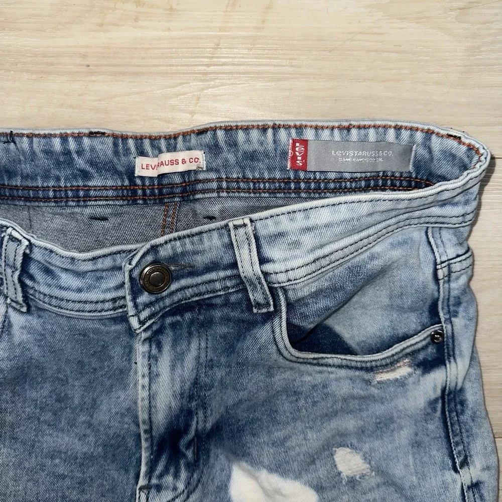 Levi's Skinny Taper Paint‎ Splatter Jeans size 31x29 Preppy Stretch Distressed